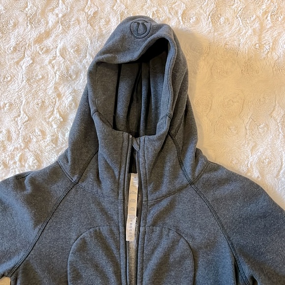 Lululemon Scuba Zip Up Sweatshirt - Picture 2 of 5